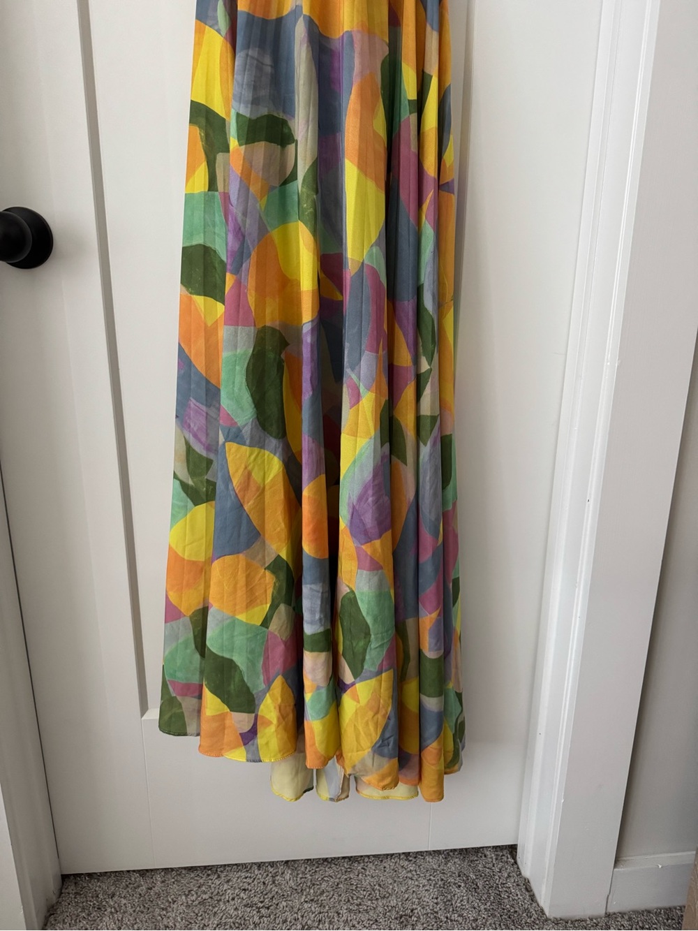 Astr bylthe Multicolor Pleated Midi Dress with V-Neck - Picture 7 of 12